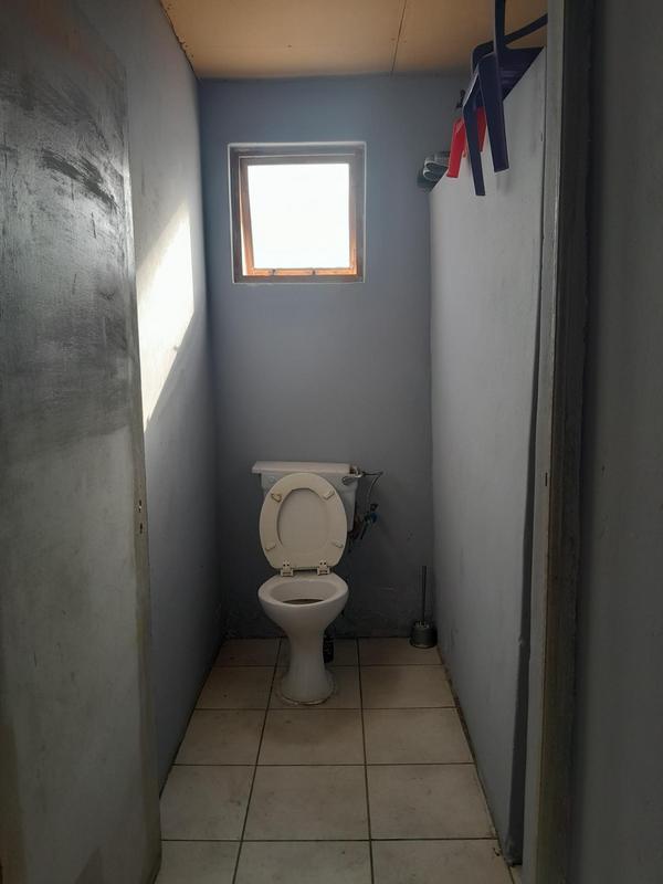 10 Bedroom Property for Sale in Zwelihle Western Cape